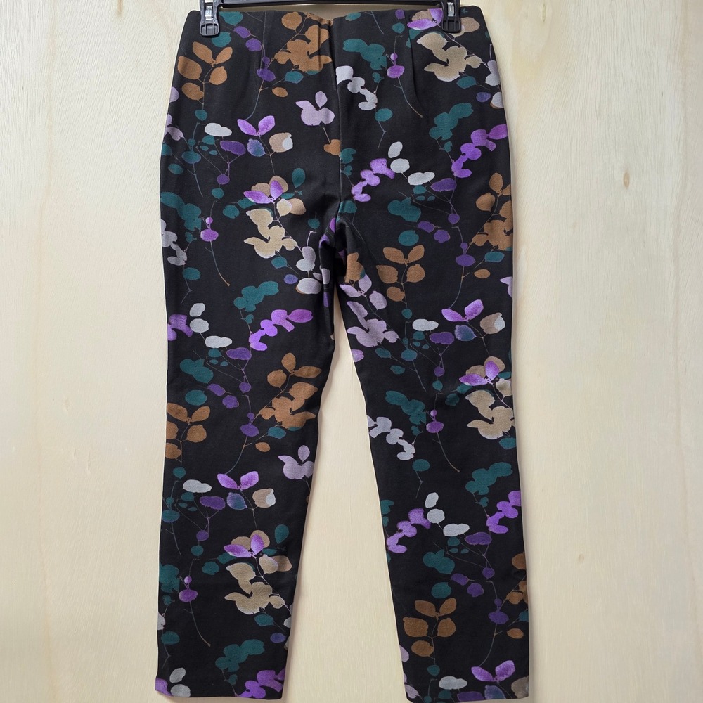 Chicos Brigit Slim Ankle Pants Womens 1 US 8 Black Purple Botanical Leaf Print - Picture 8 of 16